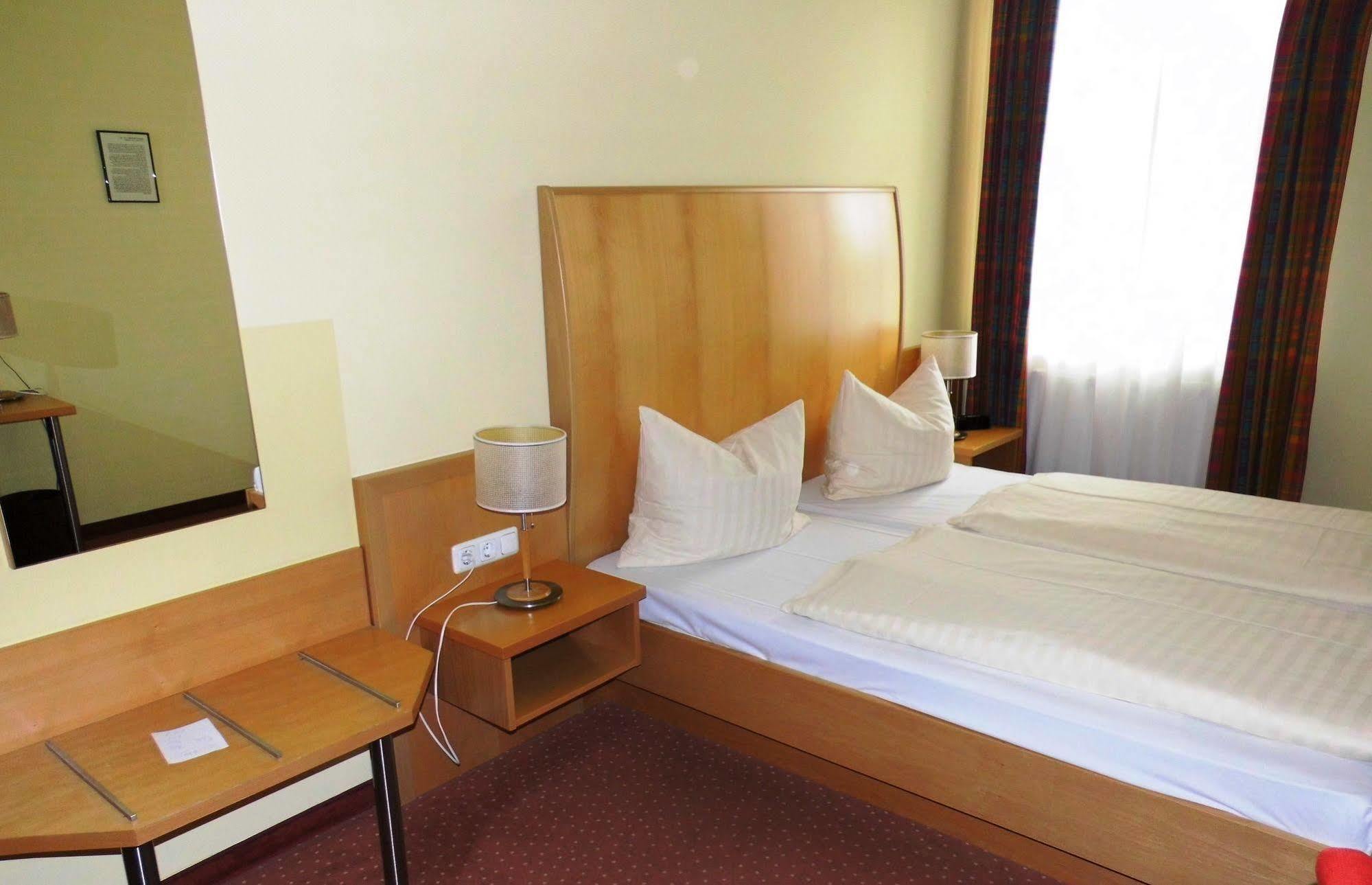 Hotel Erbenhof Weimar Kültér fotó
